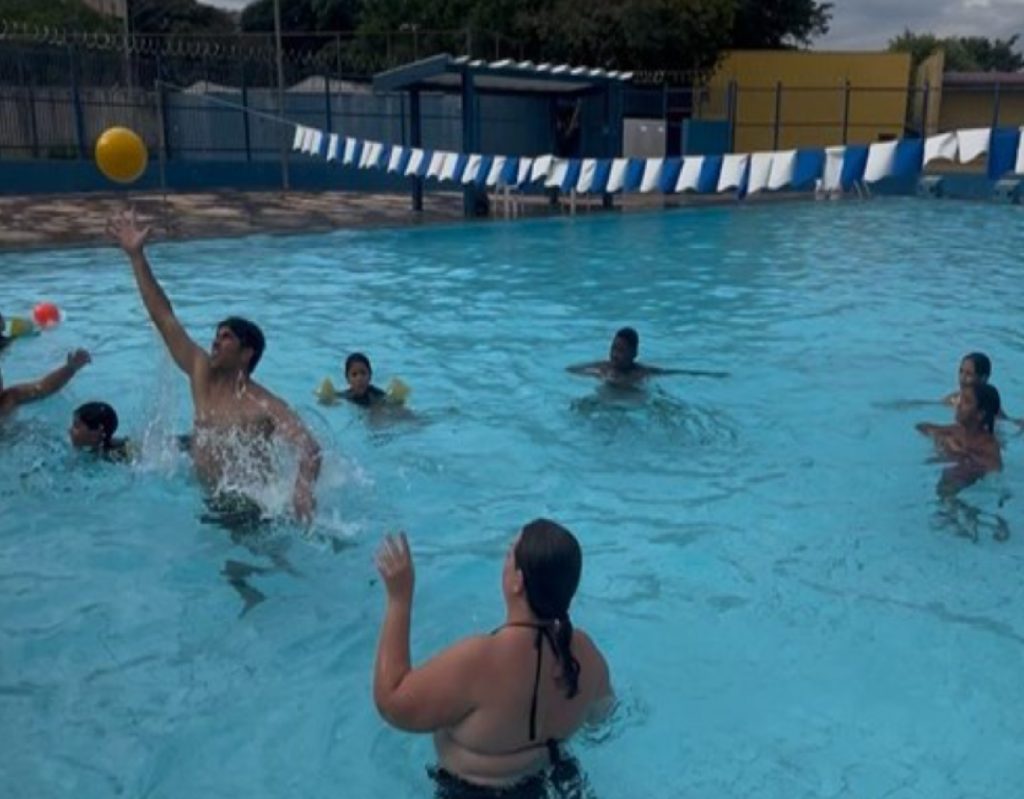 frio-la-fora-tres-piscinas-aquecidas-estarao-abertas-neste-fim-de-semana-em-sao-jose