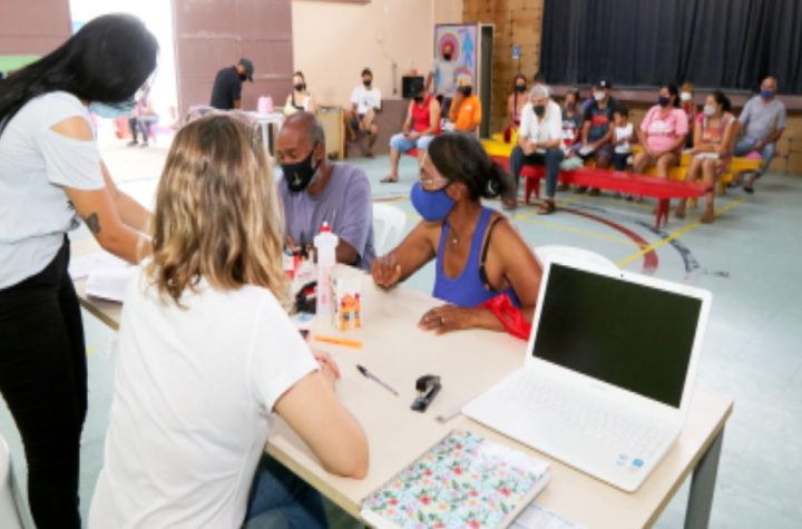 jacarei-inicia-nova-etapa-de-regularizacao-fundiaria-no-rio-comprido-com-plantao-de-atendimento