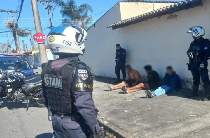 acao-da-gcm-de-taubate-termina-com-tres-presos-por-suspeita-de-trafico-de-drogas-no-parque-sabara