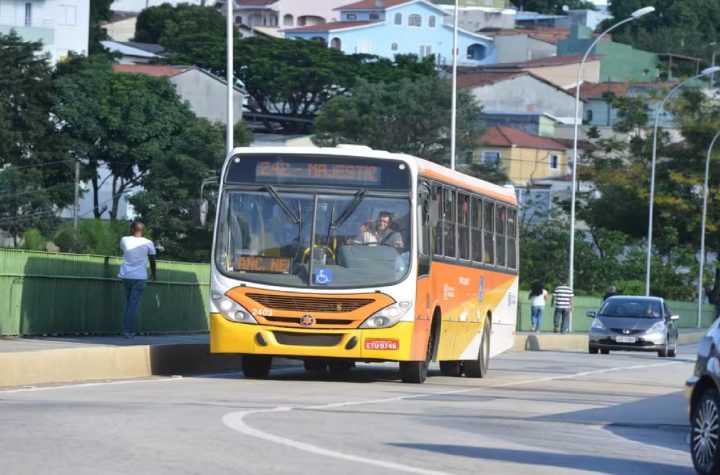 anderson-farias-psd-confirma-licitacao-para-operacao-dos-onibus-eletricos-em-sao-jose-para-outubro