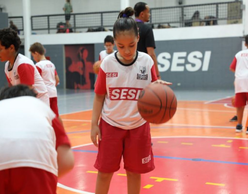 cat-sesi-sao-jose-oferece-vagas-gratuitas-para-basquete-judo-e-rugbi