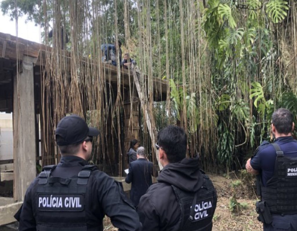 construcao-irregular-e-demolida-em-area-de-protecao-ambiental-em-sao-sebastiao
