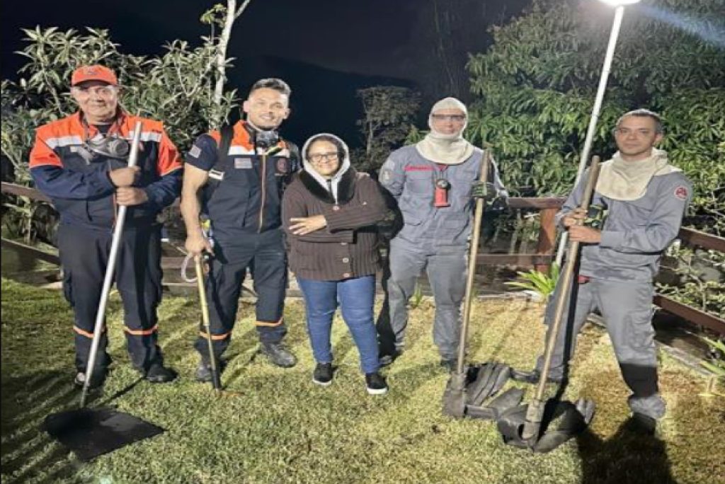 defesa-civil-e-bombeiros-controlam-incendio-que-ameacava-residencias-em-pindamonhangaba
