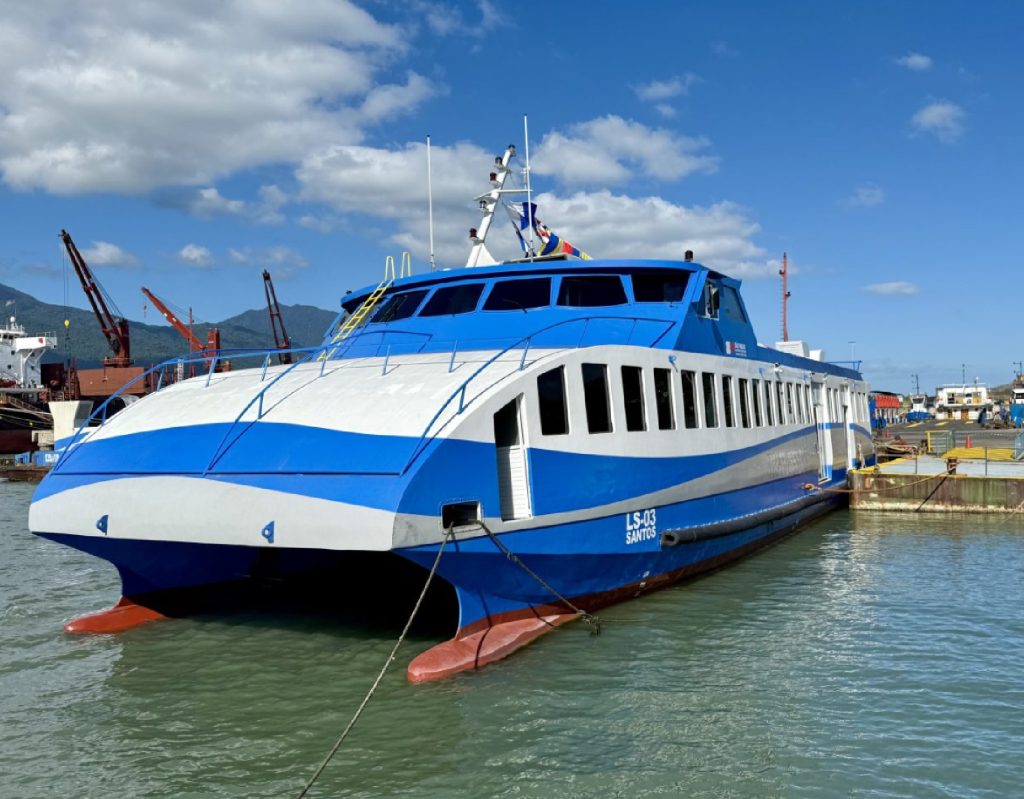 governo-de-sp-entrega-lancha-modernizada-para-travessia-sao-sebastiao-ilhabela
