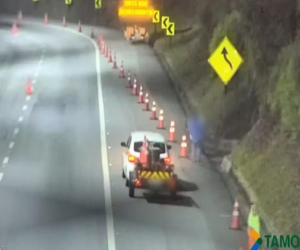 homem-e-preso-apos-furtar-35-cones-de-sinalizacao-na-rodovia-dos-tamoios-em-caraguatatuba
