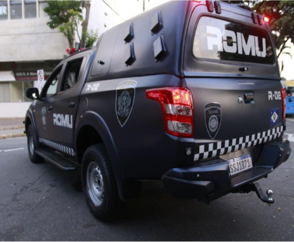 homem-e-preso-com-cedulas-falsas-em-taubate-apos-alerta-de-cameras-do-cgi