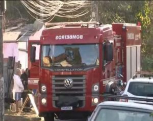 incendio-em-residencia-deixa-homem-morto-no-bairro-tinga-em-caraguatatuba