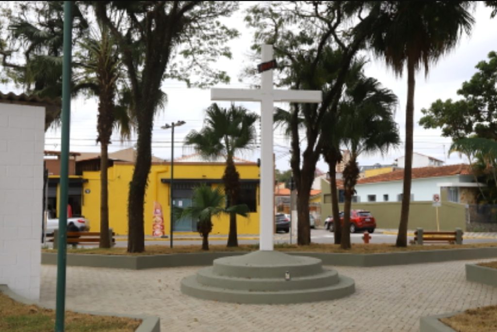 jacarei-conclui-reforma-da-praca-padre-christophe-six-no-jardim-paraiba