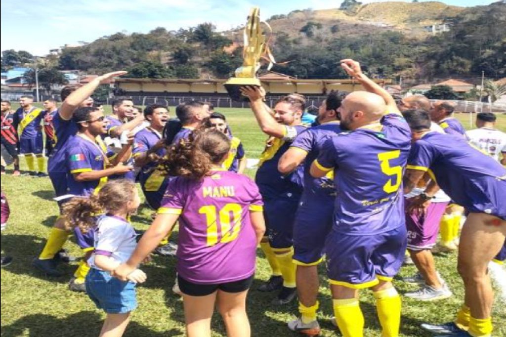 nova-era-conquista-titulo-do-campeonato-municipal-de-futebol-de-paraibuna-2025