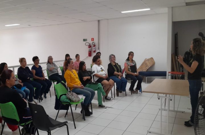 oficinas-gratuitas-de-arte-idiomas-e-bem-estar-movimentam-bibliotecas-de-pindamonhangaba-em-agosto