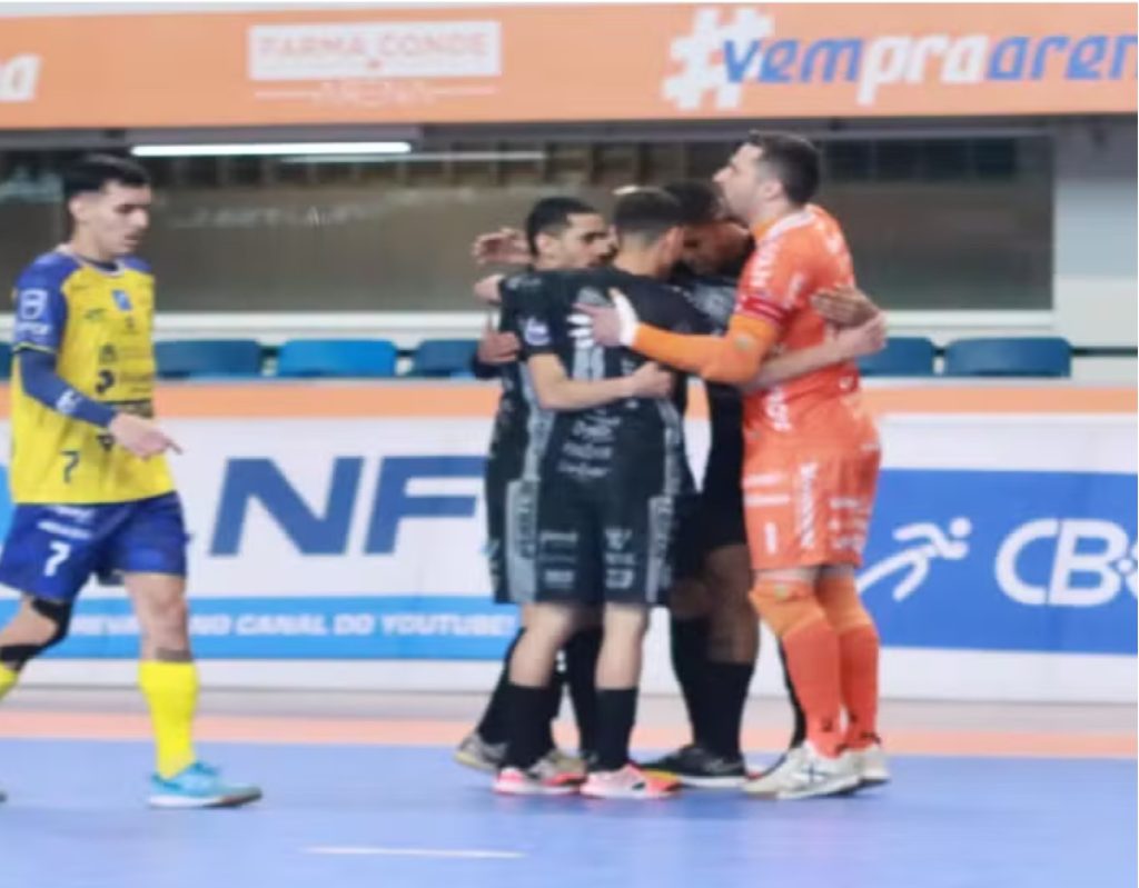 pato-derrota-sao-jose-fora-de-casa-na-liga-nacional-de-futsal