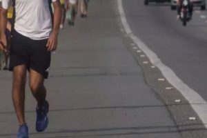 peregrino-morre-atropelado-por-moto-na-dutra-em-pindamonhangaba