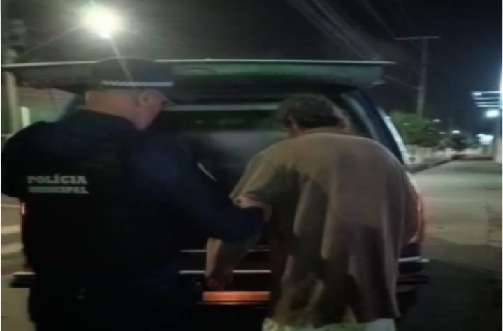 policia-municipal-de-sao-sebastiao-captura-dois-moradores-em-situacao-de-rua-procurados-pela-justica