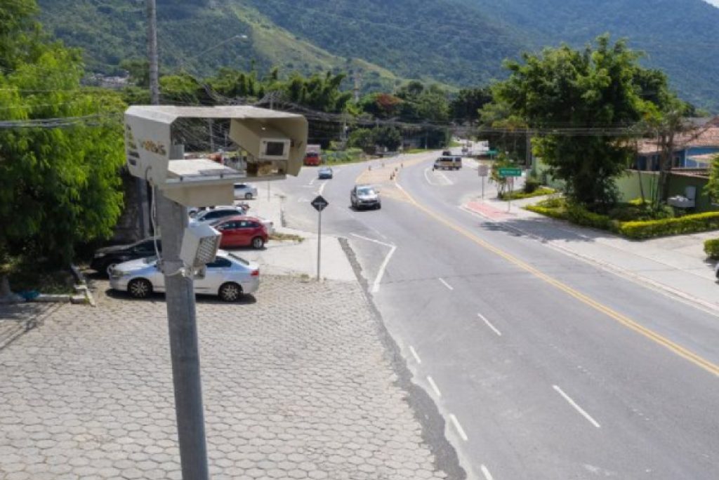 prefeitura-garante-que-radares-sem-inspecao-nao-aplicam-multas-em-sao-sebastiao