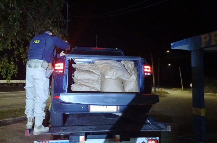 prf-apreende-160-kg-de-cocaina-em-lavrinhas-apos-perseguicao-na-dutra-policial-e-atropelado