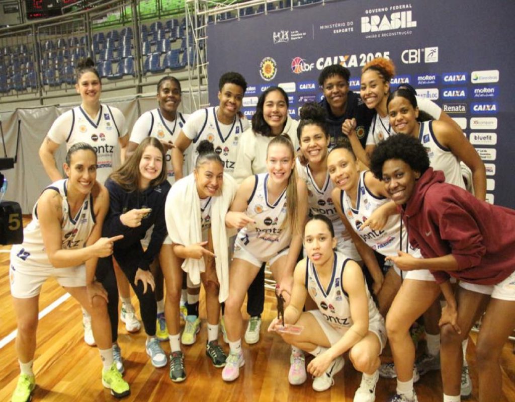 sao-jose-basketball-feminino-conquista-3a-colocacao-historica-na-lbf-2025