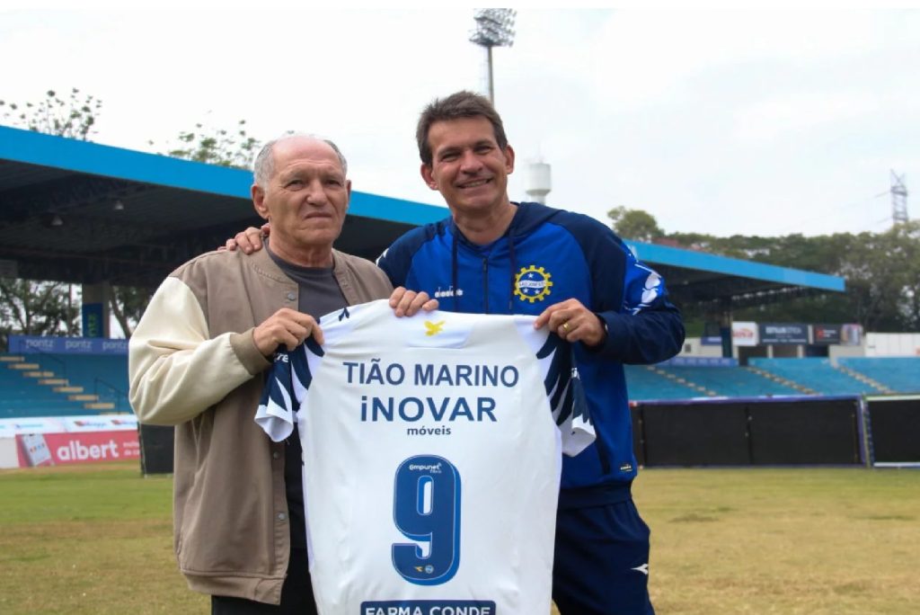 sao-jose-homenageia-tiao-marino-maior-idolo-da-historia-do-clube-no-martins-pereira