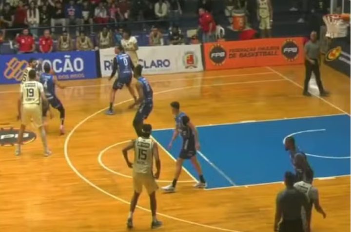 sao-jose-perde-para-rio-claro-e-sofre-primeira-derrota-no-campeonato-paulista-de-basquete