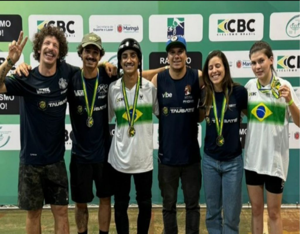 taubate-conquista-quatro-medalhas-no-campeonato-brasileiro-de-bmx-freestyle-park-2025