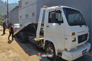 ubatuba-diretoria-de-transito-e-secretaria-de-fazenda-realizam-operacao-no-pereque-mirim