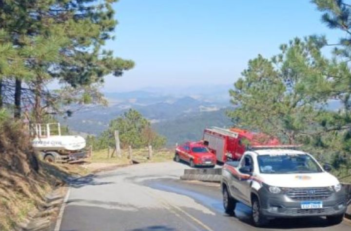 campos-do-jordao-e-santo-antonio-do-pinhal-unem-forcas-contra-incendio-florestal-no-toriba