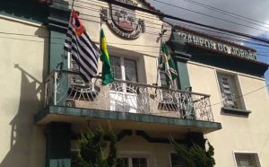 campos-do-jordao-envia-projeto-a-camara-para-corrigir-valor-da-hora-aula-dos-professores