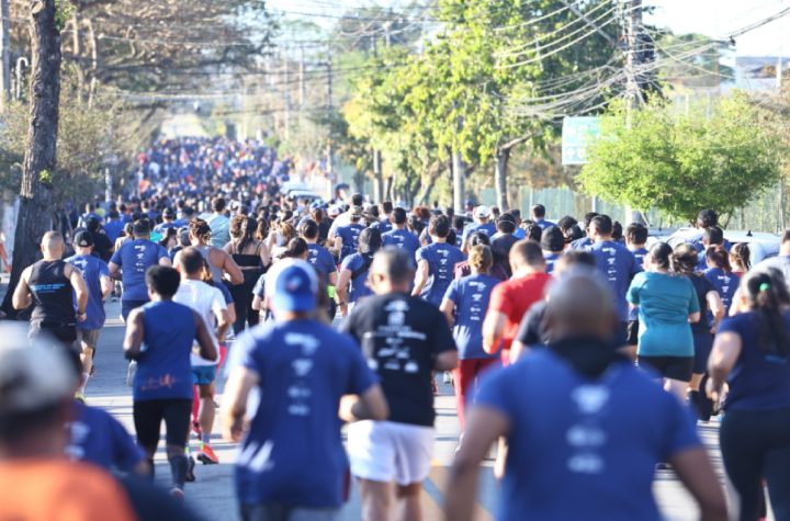 corrida-em-eugenio-de-melo-reune-mais-de-2-mil-atletas-no-aniversario-do-distrito