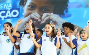 escola-maria-aparecida-ronconi-e-certificada-como-5-0-e-se-torna-a-40a-da-rede-em-sao-jose