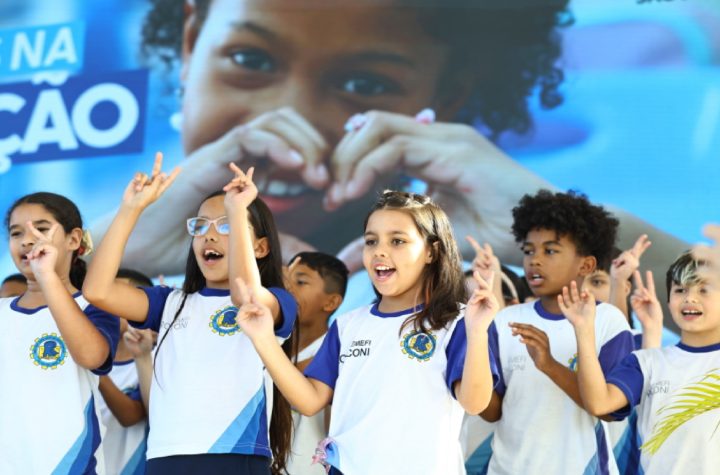 escola-maria-aparecida-ronconi-e-certificada-como-5-0-e-se-torna-a-40a-da-rede-em-sao-jose