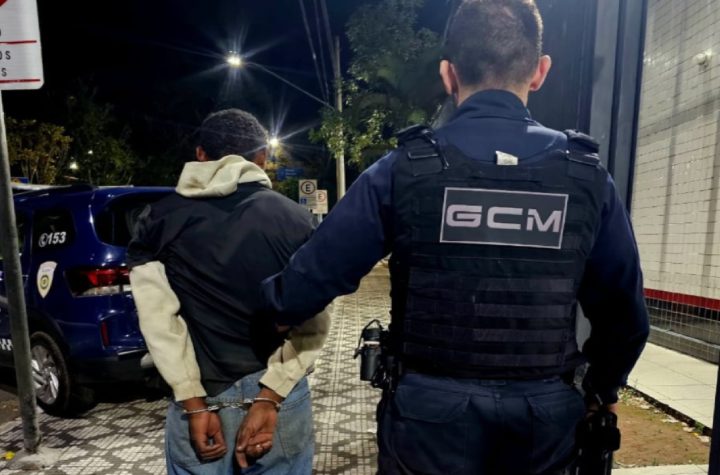 gcm-de-taubate-impede-furto-de-fiacao-eletrica-no-cemiterio-do-belem