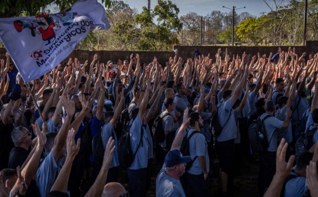greve-na-embraer-em-sao-jose-dos-campos-continua-apos-rejeicao-de-nova-proposta-salarial