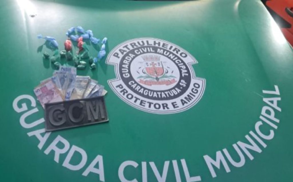 guarda-civil-de-caraguatatuba-prende-homem-em-flagrante-por-trafico-de-drogas