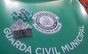 guarda-civil-de-caraguatatuba-prende-homem-em-flagrante-por-trafico-de-drogas