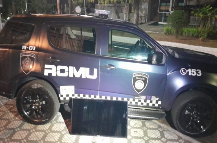 homem-e-preso-em-taubate-ao-tentar-furtar-tv-de-escola-no-bairro-estiva