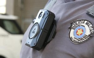 ilhabela-equipa-policiais-militares-com-cameras-corporais-apos-atuacao-do-ministerio-publico