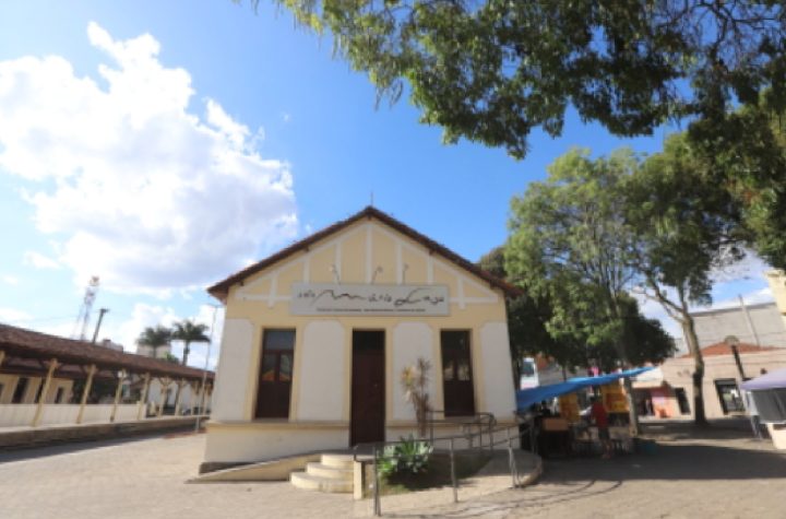 jacarei-lanca-programa-iec-para-aproximar-comunidade-do-universo-cultural