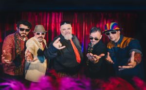 joao-gordo-apresenta-brutal-brega-no-cine-rock-em-sao-jose-dos-campos