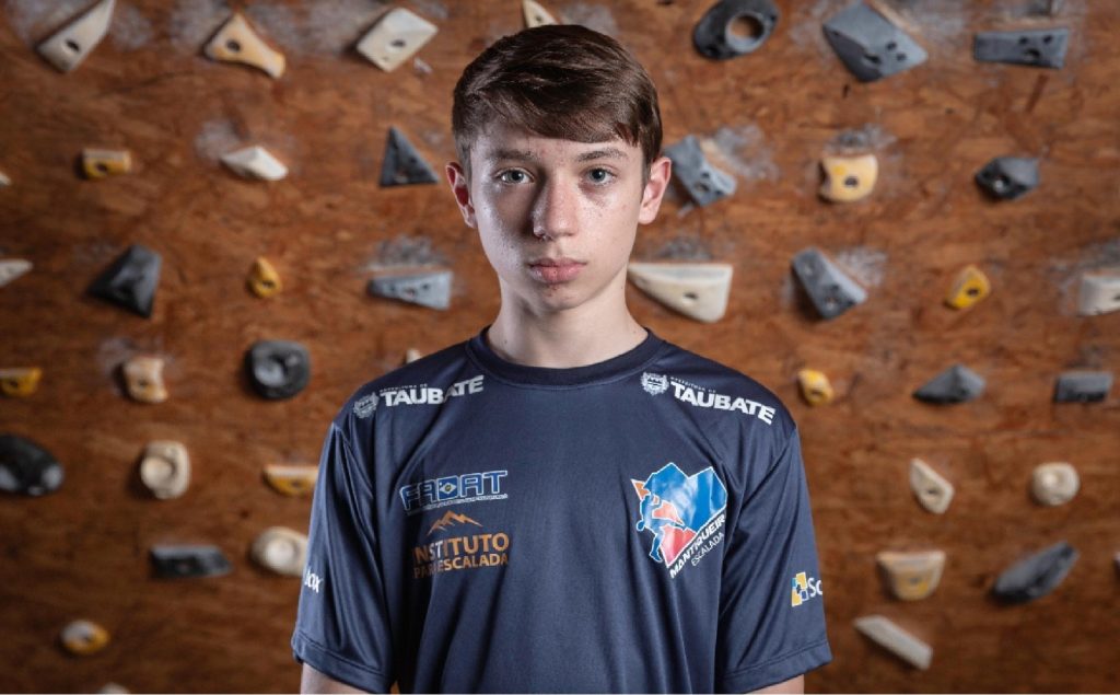 lucas-wolff-de-15-anos-representa-taubate-na-3a-etapa-da-copa-brasil-de-escalada