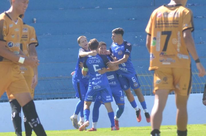 meninos-da-aguia-goleiam-aracatuba-e-assumem-lideranca-do-paulista-sub-17