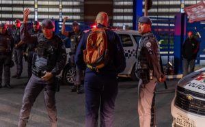 metalurgicos-da-embraer-suspendem-greve-em-sao-jose-dos-campos