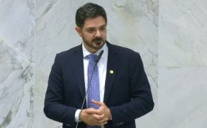 ortiz-junior-retorna-ao-cargo-de-deputado-estadual-apos-decisao-liminar-do-tse