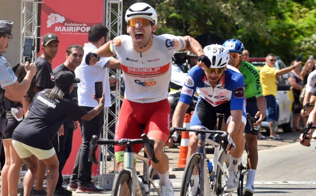 pindamonhangaba-cycling-team-conquista-a-volta-ciclistica-internacional-de-sao-paulo-2025-com-igor-molina