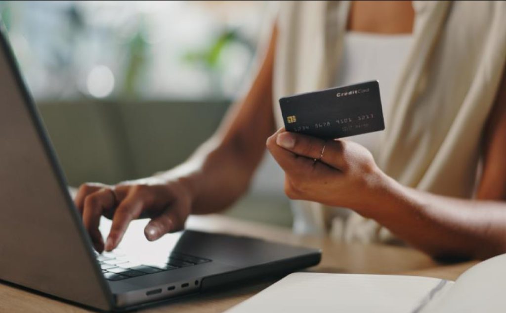 pindamonhangaba-oferece-pagamento-de-multas-de-transito-com-cartao-de-credito-e-parcelamento