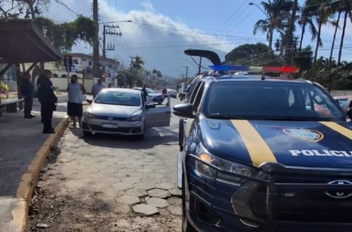 policia-municipal-de-sao-sebastiao-prende-motorista-embriagado-que-furou-bloqueio