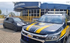 policia-rodoviaria-federal-recupera-veiculo-furtado-em-roseira