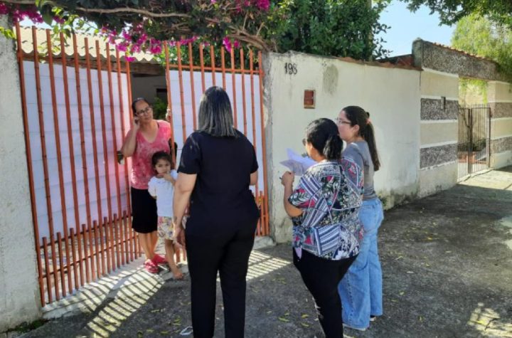 prefeitura-de-pindamonhangaba-realiza-visitas-domiciliares-para-regularizacao-de-imoveis-no-loteamento-liberdade-i-e-ii