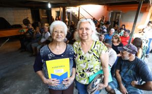 sao-jose-dos-campos-entrega-50-titulos-de-regularizacao-fundiaria-a-familias-da-regiao-leste