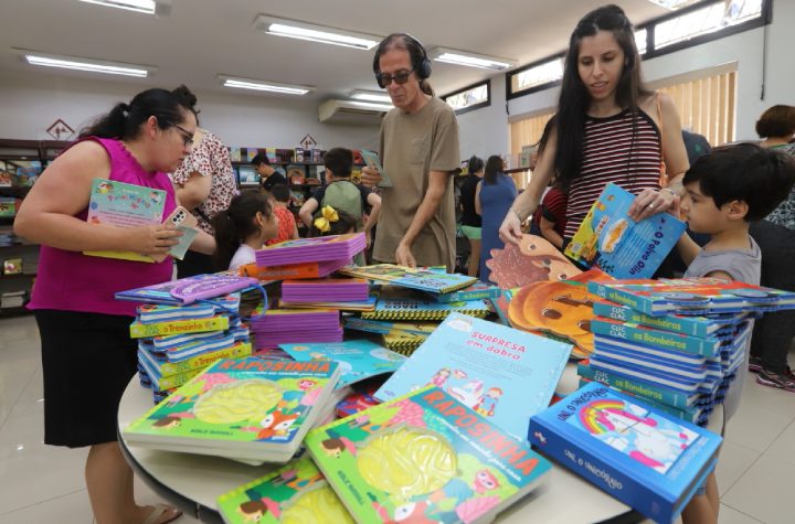 dia-do-livro-biblioteca-municipal-de-jacarei-registra-aumento-de-emprestimos-em-meio-a-evolucao-digital