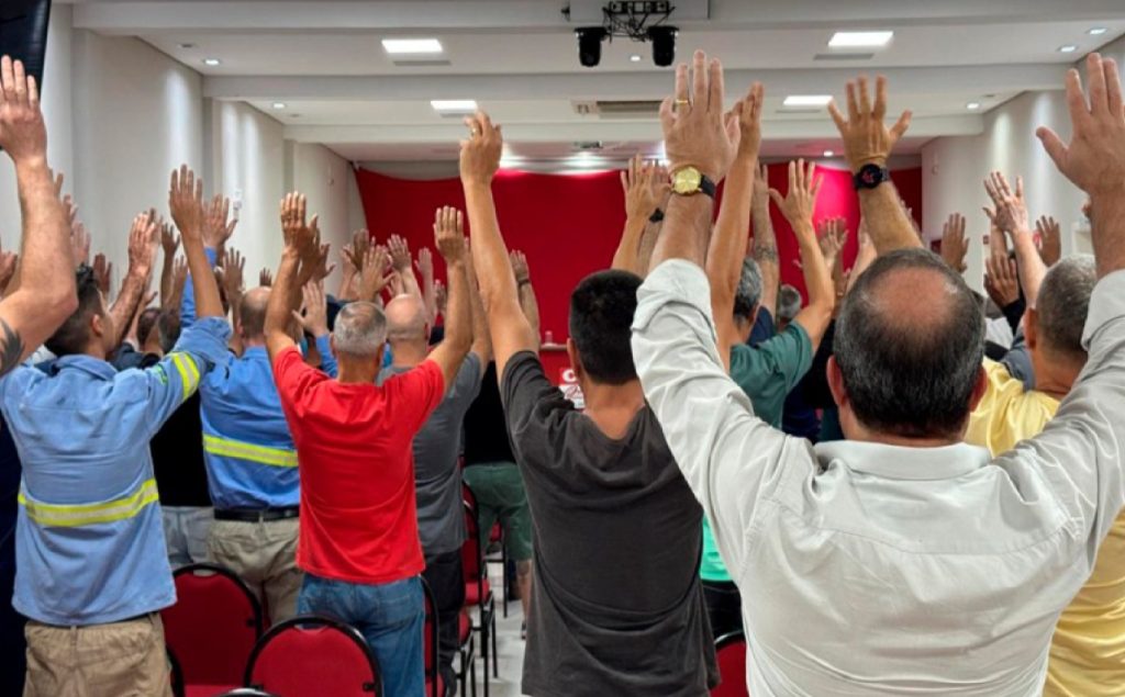 eletricistas-da-gm-em-sao-jose-entram-em-estado-de-greve-e-cobram-retroativo-por-periculosidade