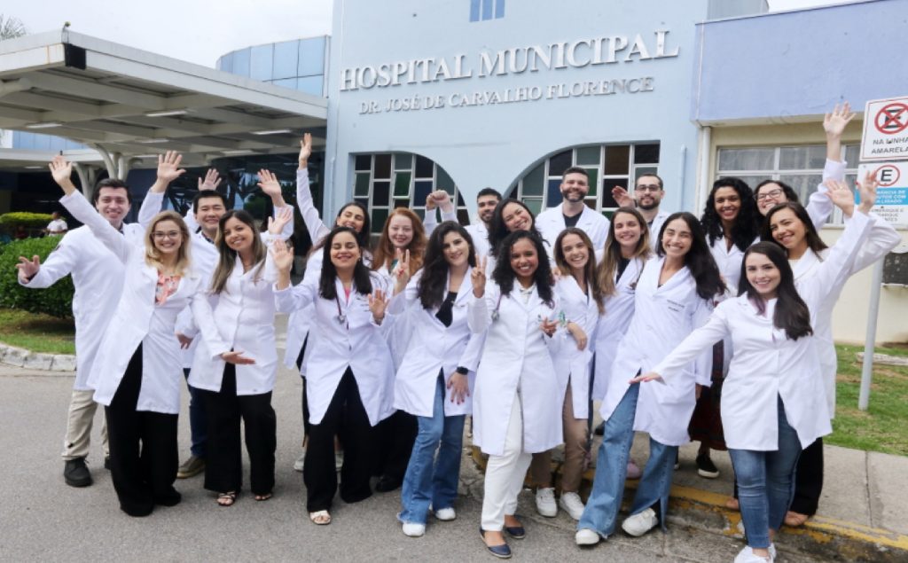 hospital-municipal-de-sao-jose-dos-campos-abre-53-vagas-para-residencia-medica-em-2026